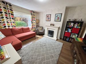 Lounge- click for photo gallery